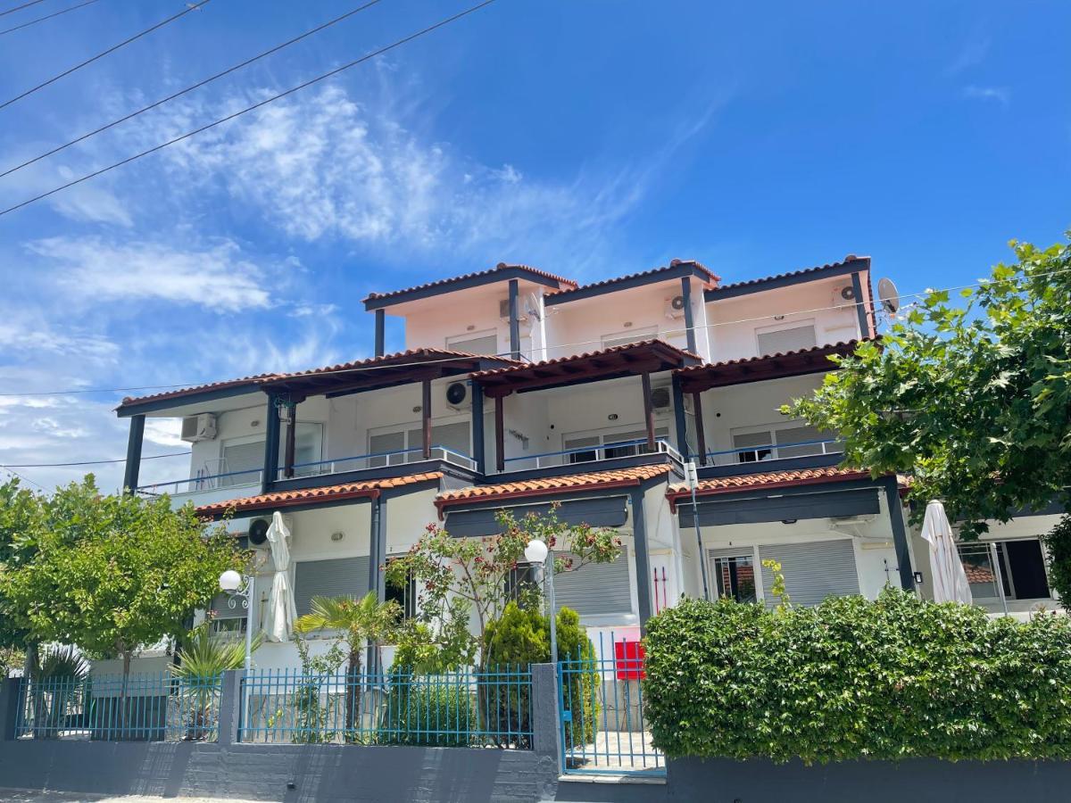 Artemis Hotel Apartments Keramotí Buitenkant foto